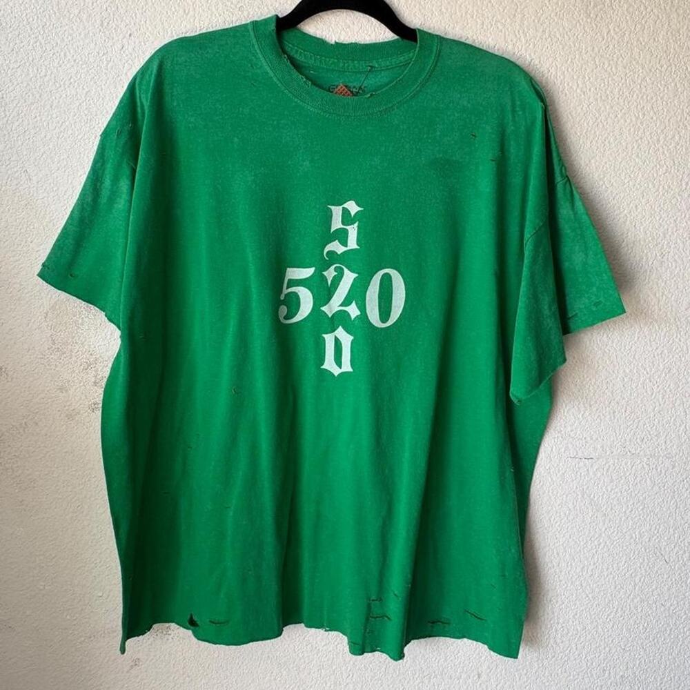 Mens green tee featuring '520' print